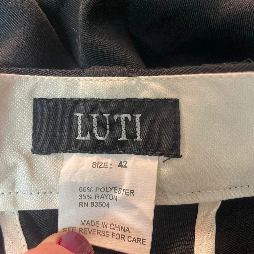 NWT.  LUTI men’s black dress pants size W-42 L-30